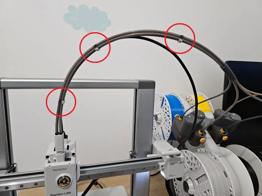 Passador de Fio Mini para fixação leve