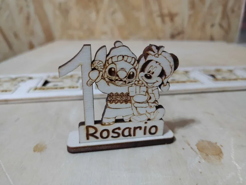 Brinde Simples de Mesa para marca e turma